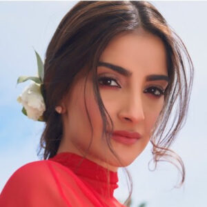 Actress Sonam Kapoor Contact Details, House Address, Email, Social Ids